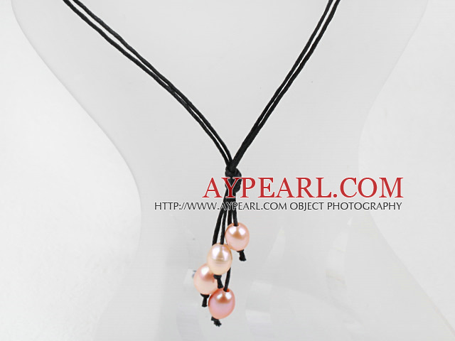 Enkel stil Natural Pink Freshwater Pearl Halsband med svart tråd
