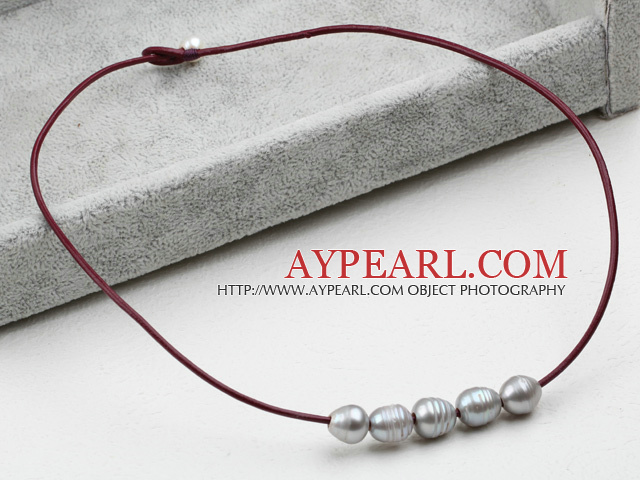 Απλός σχεδιασμός Gray FW Pearl Κολιέ με καφέ δερμάτινη