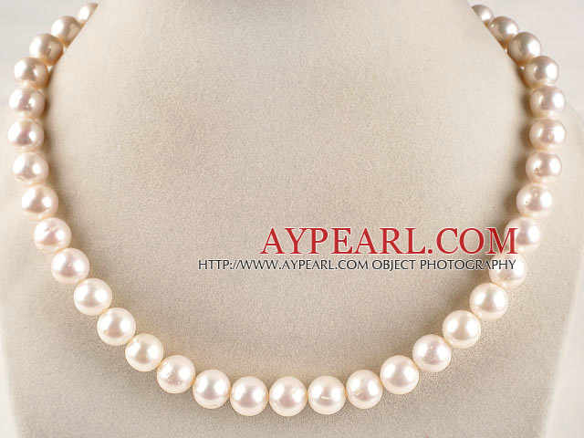 wonderful 16.5  inches 11-12mm natural white color round pearl necklace