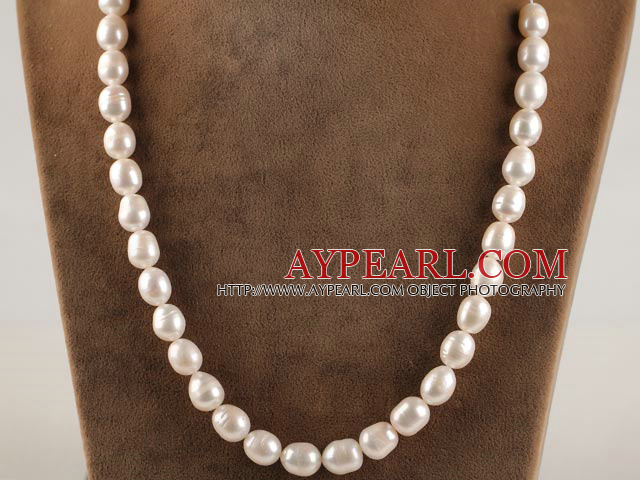 Favorit 15,7 Zoll 12-13mm naturweiß barocke Perle Halskette