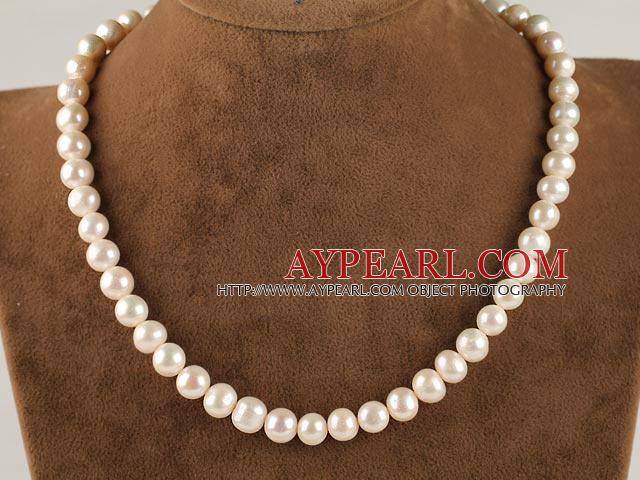 charming 16.5  inches 9-10mm natural white color  pearl necklace