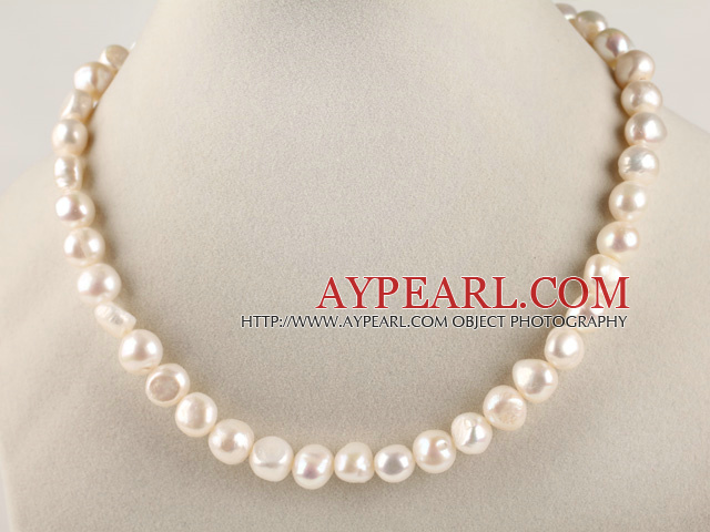 9〜10ミリメートル自然な白サツマイモの形真珠のネックレスお気に入り15.7インチ