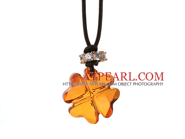 Summer New Released Champagne Austrian Crystal Four Leaf Clover Pendant Necklace with Dark Brown Leather