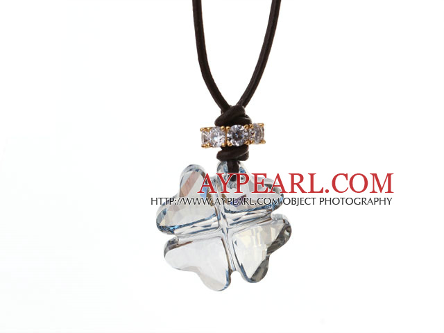 Été Nouvelle Sortie bleu autrichien collier pendentif en cristal Four Leaf Clover clair avec cuir marron foncé