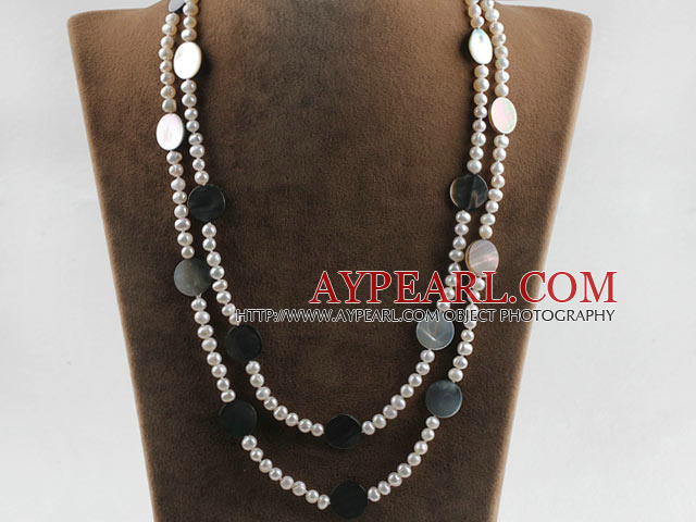 fashion long style 47.2 inches white pearl and round shape black lip shell necklace