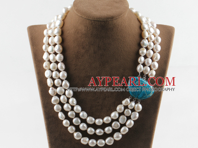 brillant à trois brins blancs baroques collier de perles avec fermoir gemme bleue