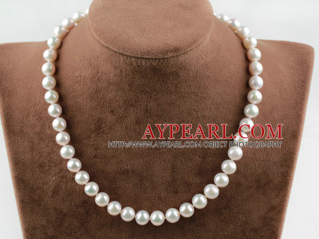 Natural White 8.5-9mm A Grade Freshwater Pearl Beaded halskjede