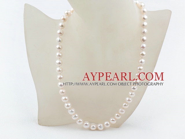 Classic Design 9-10mm Hvit Freshwater Pearl Beaded halskjede