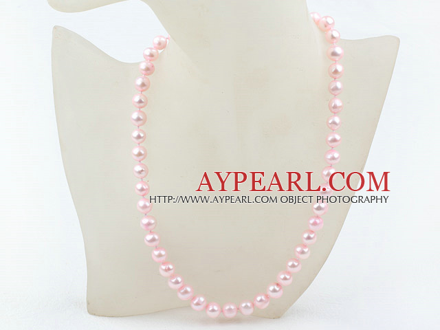 Classic Design 9-10mm Baby Pink Freshwater Pearl Beaded Necklace