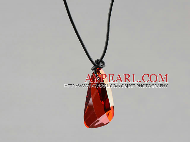 Simple style de vin rouge 39mm couleur du maigre baisse de forme autrichienne collier pendentif en cristal