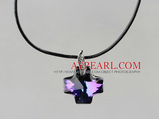Style simple 18mm violet foncé et coloré collier pendentif en cristal autrichien de la Croix