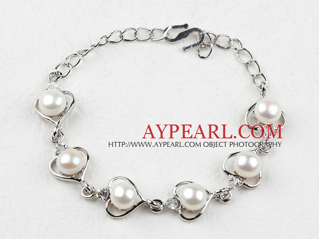 Fashion Style White Freshwater Pearl Heart Shape Metal Bracelet with Adjustable Chain
