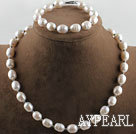 10〜11ミリ​​メートルの白い淡水ライス真珠のネックレスのブレスレットセット
