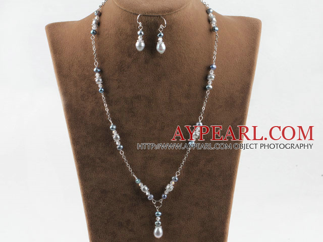 Grå silverfärg pärla kristall set (halsband och matchande örhängen)