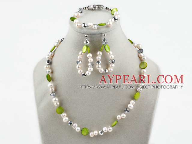 Ferskvann Pearl Crystal og Green Shell Set (halskjede armbånd og matchede øredobber)