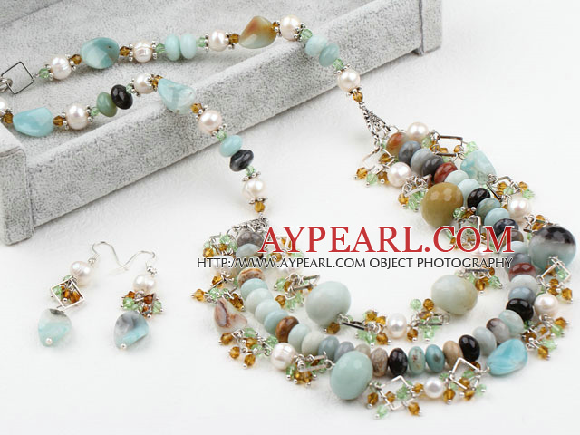 New Design White FW Pearl and Crystal and Amazon Stone Set (Necklace and Matched Earrings)