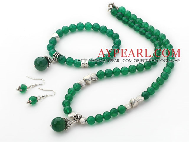 New Design Green Agate Set (Necklace Bracelet and Matched Earrings)