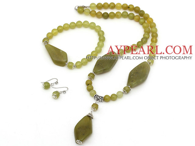 Nouveau design du Sud Set Jade Corée (Bracelet Collier et boucles d'oreilles appariées)