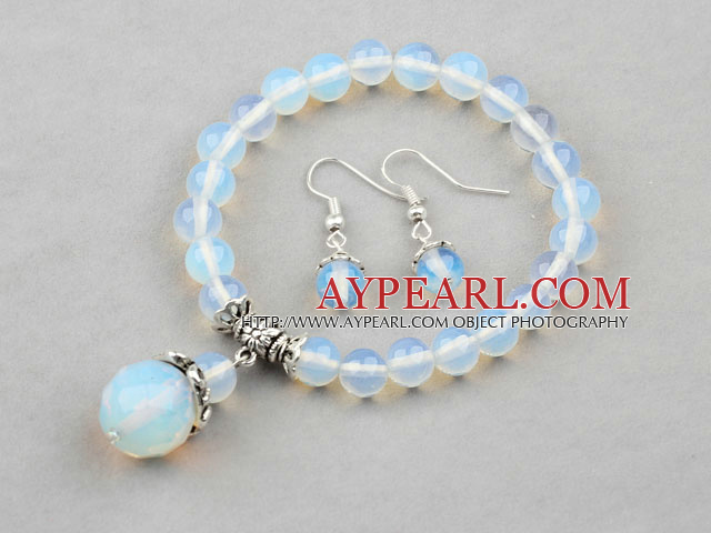 Classic Design Opal Set ( Beaded Bracelet and Matched Earrings )