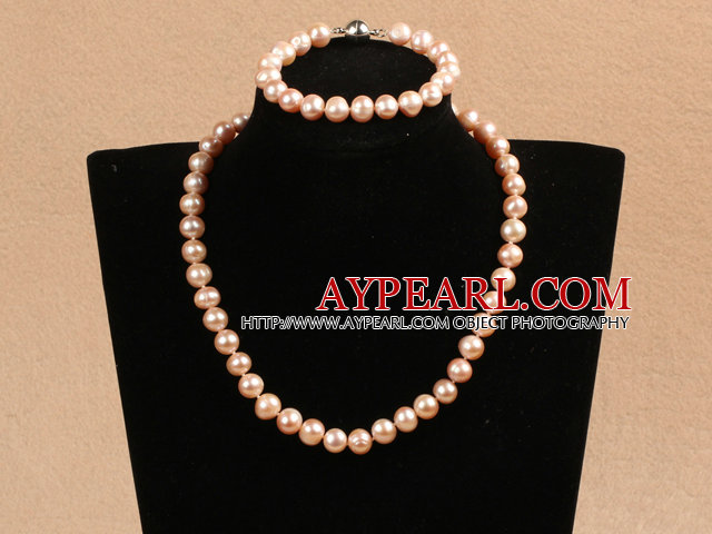 Grasiøs Hot Sale 9-10mm Natural Smooth Pink Pearl Jewelry Set (halskjede og armbånd)