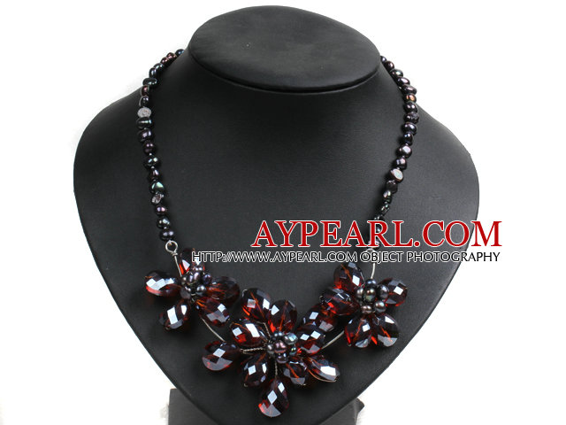 Belle couleur Style Party Natural Black perles d'eau douce AB fleur de cristal Collier plastron