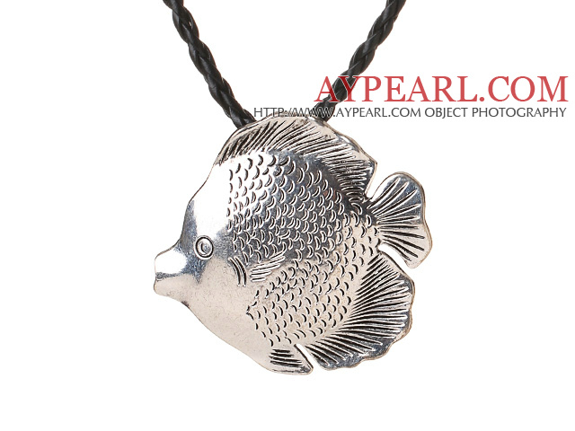 Sommar Härlig Enkel stil Tibet Silver Tropical Fish Shape Pendant Halsband med svart läder