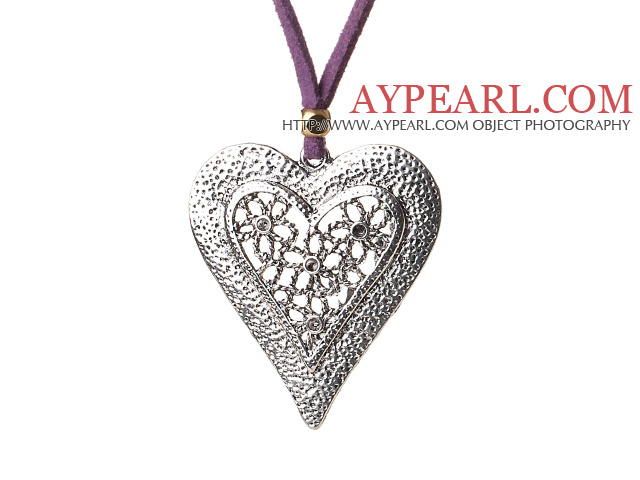 Nyligen Fantastiska Lång Style Tibet Silver Hjärta Shape Pendant Halsband med mjukt läder