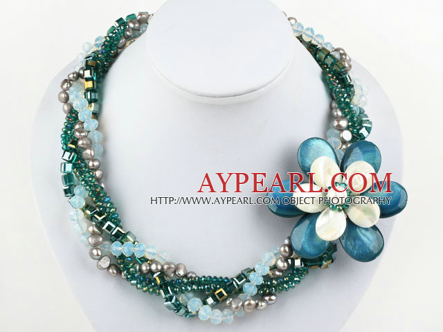 Multi Strands Peacock Color Pearl Crystal und Shell Flower Party Halskette