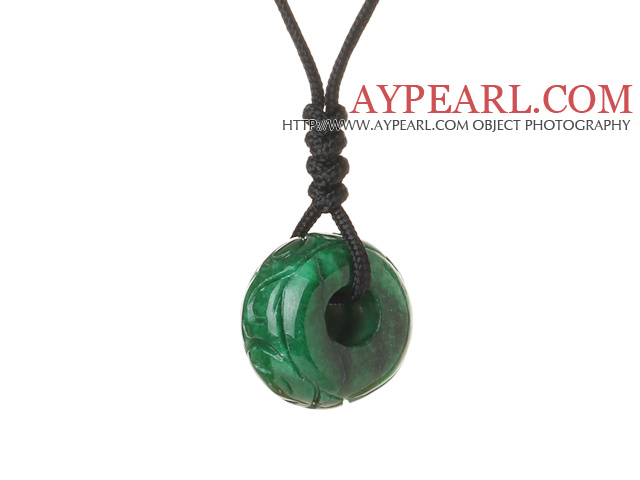 Conception à la mode simple sculpté collier pendentif de jade vert avec de la corde réglable