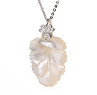 Elegant Style Leaf Shape Natural White Seashell Pearls Pendant Necklace with 925 Sterling Silver Chain