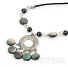 cute pearl and black lip shell necklace with extendable chain