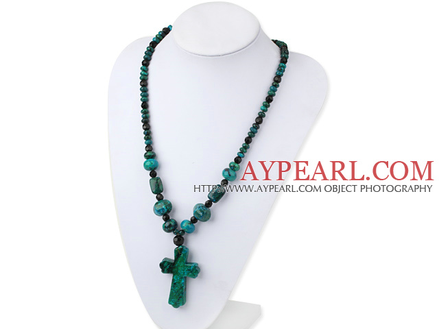 collier en cristal noir