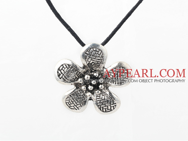 collier en argent du Tibet