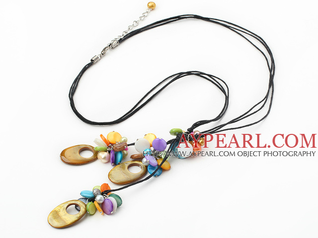 Multi Color Freshwater Pearl And Disc Hollow Shell Threaded Pendant Necklace 