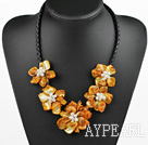 teints shell collier de perles