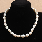 Hot Sale Women Gift 10-11mm Natural White Baroque Pearl Necklace With Heart Clasp