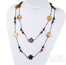 fashion costume jewelry black crystal and vitelline stone necklace