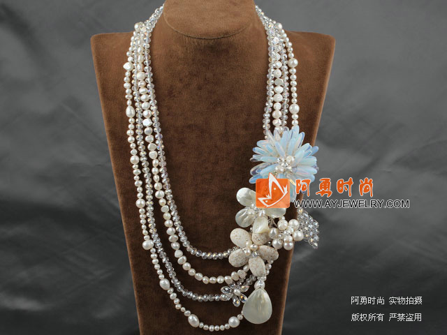 Vit serien Big Style Multi Strands White Pearl kristall och Howlite och Shell Flower Party halsband