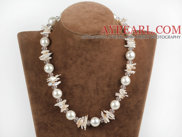 17,7 pouces belle perle biwa et blanc coquillage perles collier