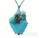 Collier turquoise avec la chaîne extensible