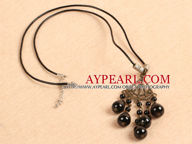 Simple Retro Style Chandelier Shape Tear Drop Black Agate Tassel Pendant Necklace With Black Leather