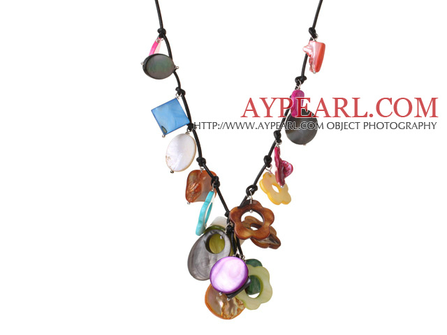 Summer Cute Design Multi Color Seashell Pendant Necklace with Black Leather