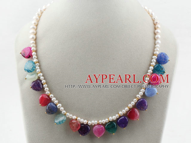 Assortiment de perles d'eau douce blanche et en forme de coeur Multi Color Agate Collier