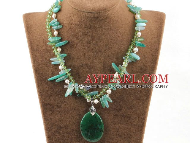 二重鎖白い真珠は緑瑪瑙水晶のネックレスを金紅石入りの