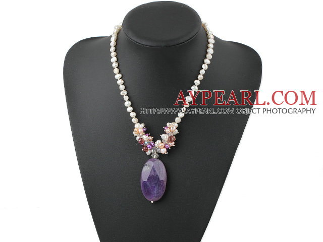Elegant Clustered White Pink Purple Pearl Mixted Crystal And Crystallized Agate Pendant Necklace