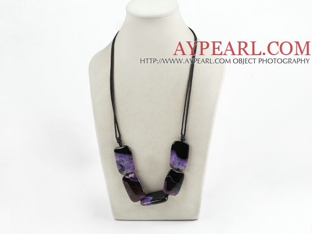 濃い紫色の結晶メノ​​ウ石のネックレス