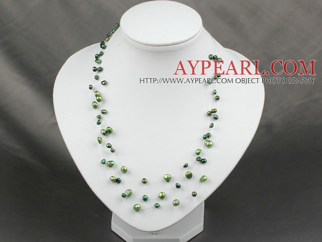 trois brins verts collier de perles