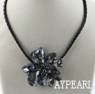 Single Piece Black Pearl Shell Flower Necklace