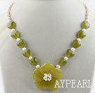 South Korea jade and pearl neckalce with flower pendant