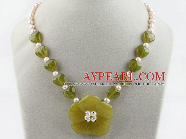 South Korea jade and pearl neckalce with flower pendant